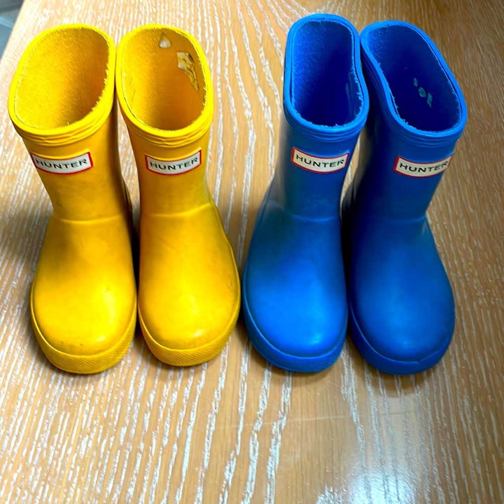 Hunter toddler rain boots - sold unsure why duplicate listing unable to delete